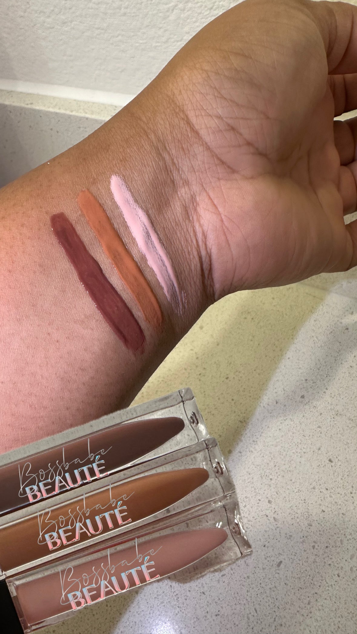 “Fall in love” lip gloss collection